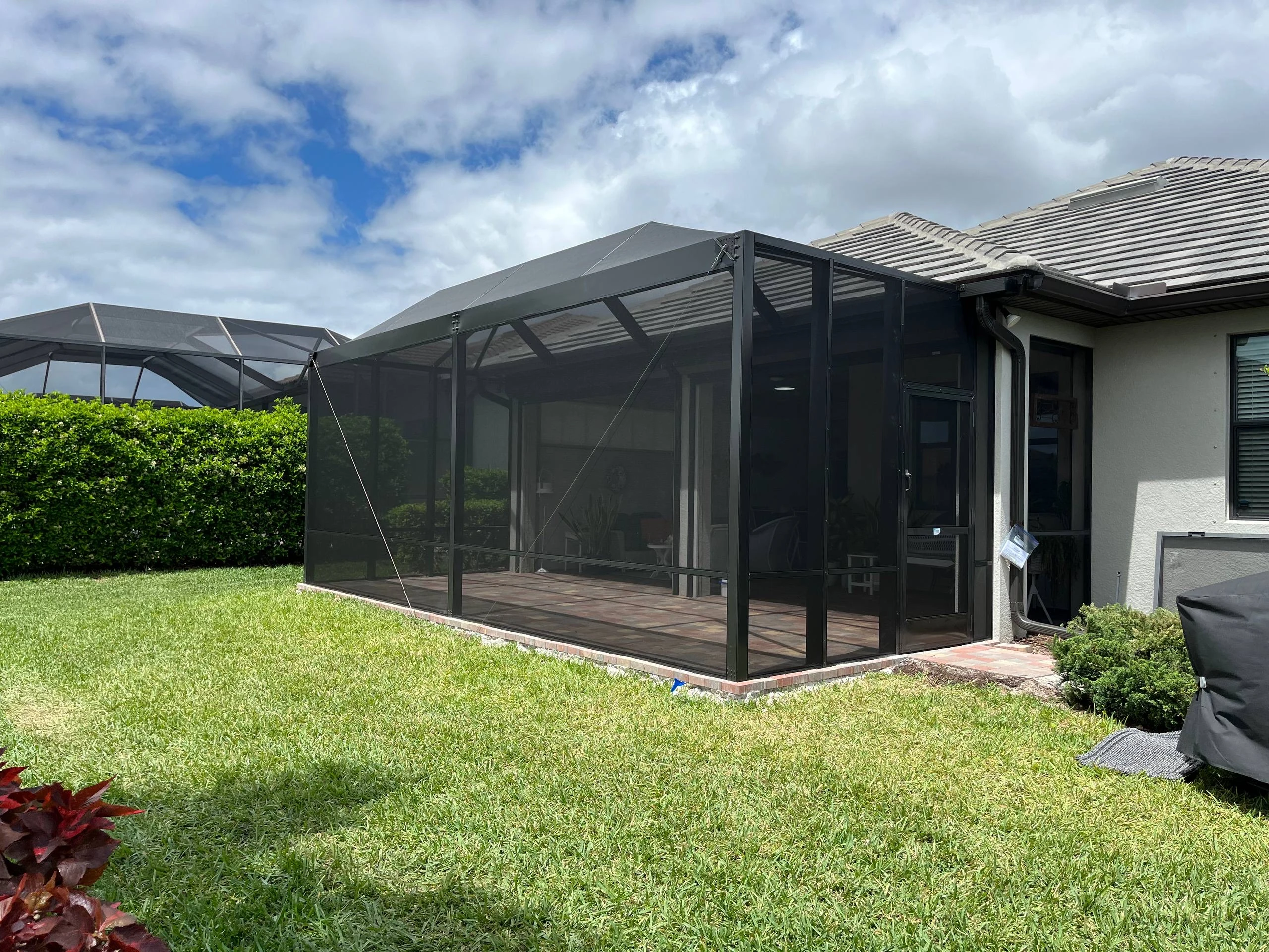 Screen Lanai Installation