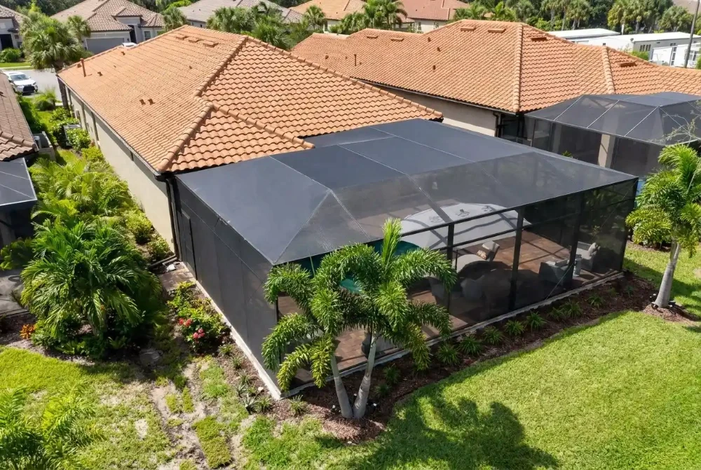 Screen Pool Cage