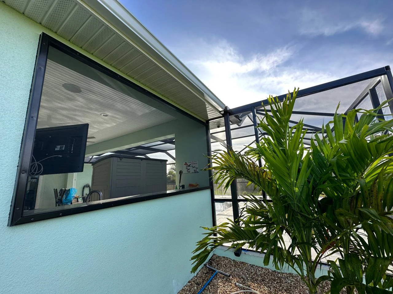 Screen Pool Enclosure
