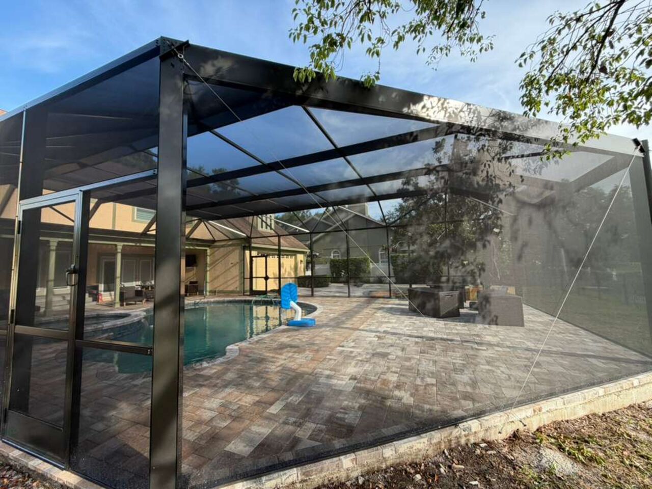 Screen pool cage 4345