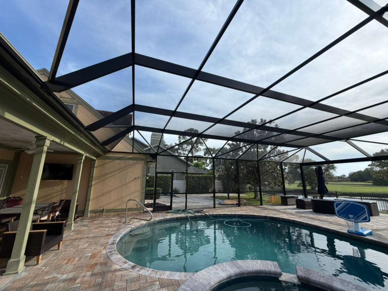 Screen pool cage 4345