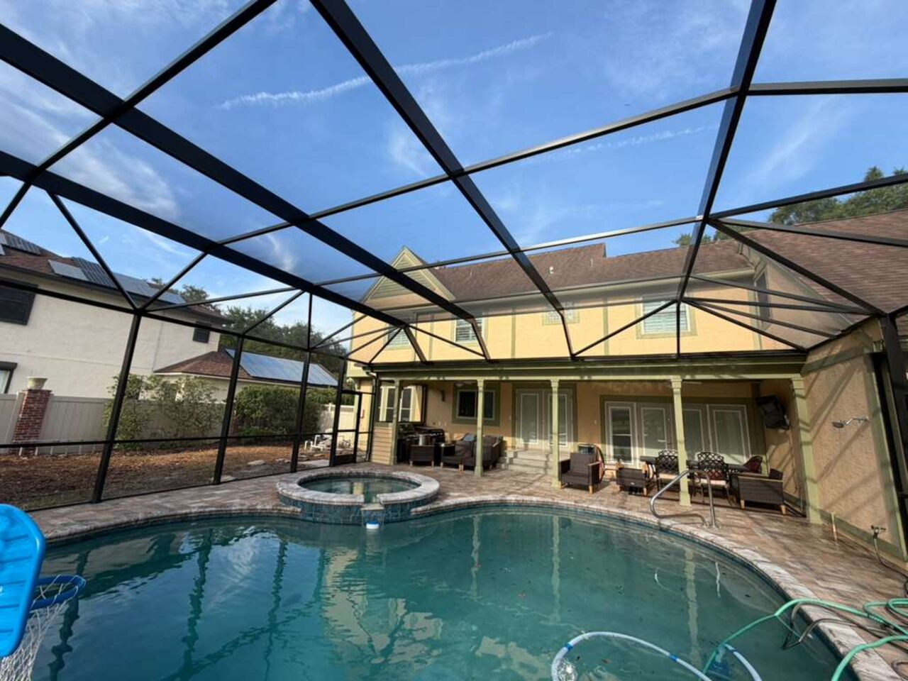 Screen pool cage 4345.jpg