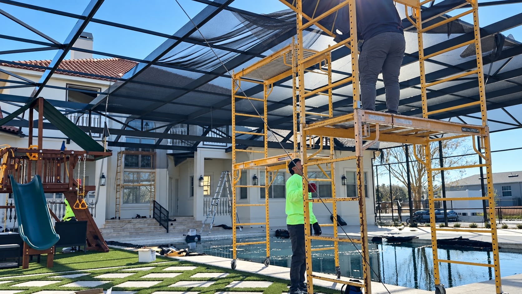 Roof panel install scaffold